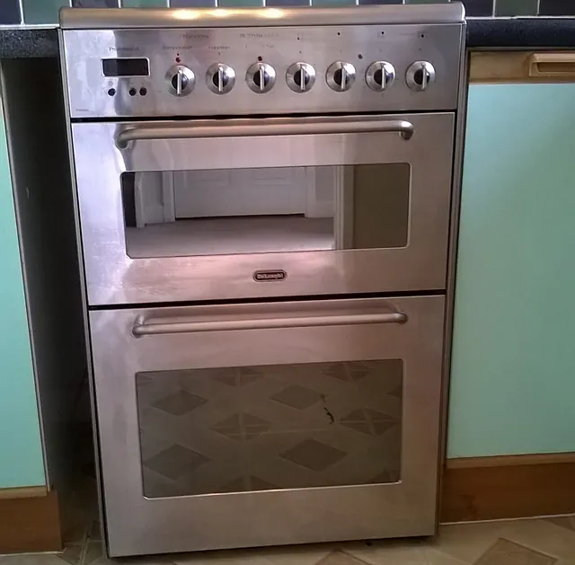 Oven cleaning Plymouth